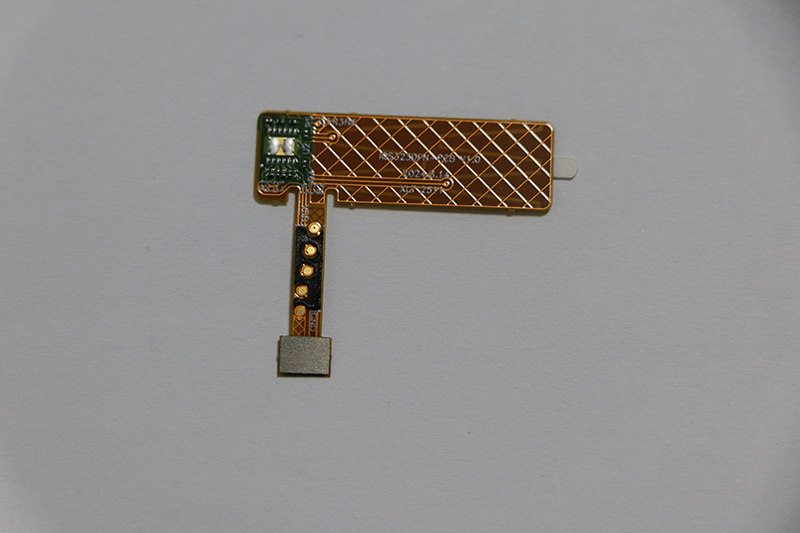 Smart glasses touchpad FPCA.png